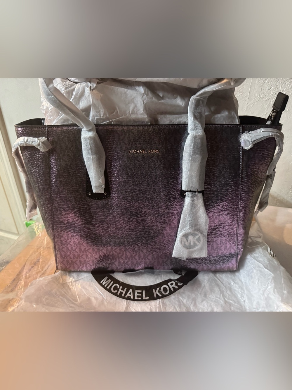 Michael Kors Purple Logo Tote - Picture 1 of 3